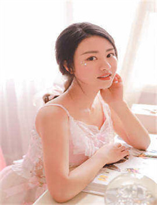 潘春春抖奶
